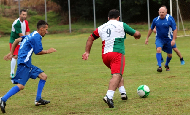 Acamdoze define para 14 de maio torneio de futebol suÃ­Ã§o, em CorumbataÃ­ do Sul