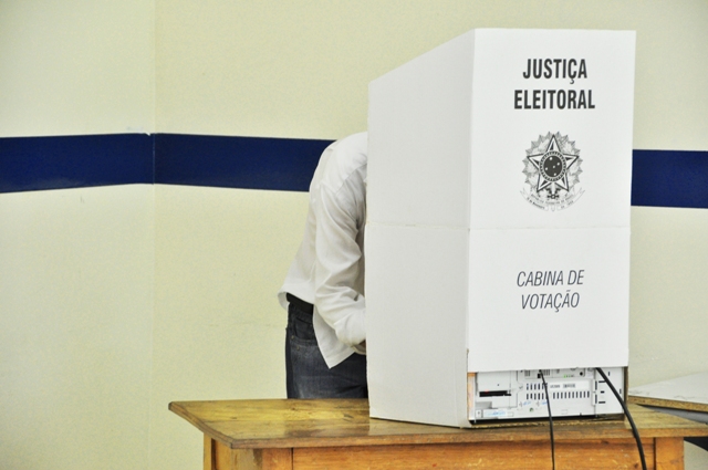 Em 4 anos, eleitorado encolheu  2% na Comcam, aponta TRE