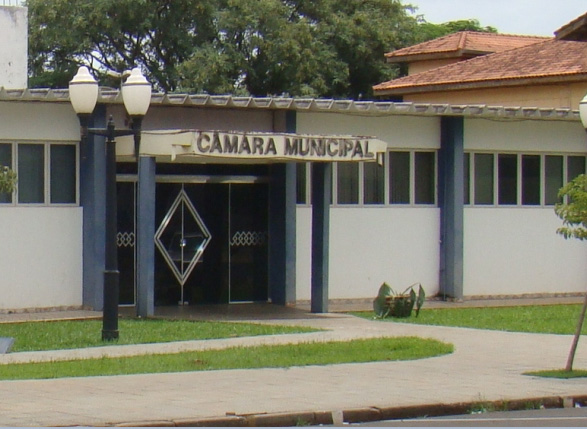 CÃ¢mara de GoioerÃª discute projeto que institui lei da Ficha Limpa