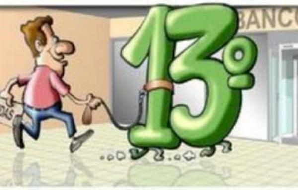 Segundo TCE, 13Âº e fÃ©rias a prefeitos e vereadores custarÃ£o R$ 41,3 milhÃµes por ano no PR