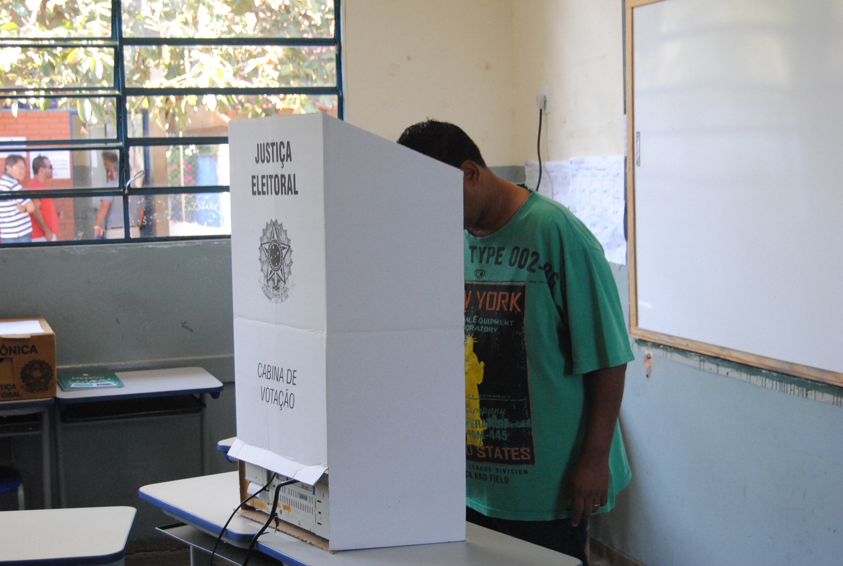 Deputados, juÃ­zes e promotores querem evitar extinÃ§Ã£o de zonas eleitorais no PaÃ­s