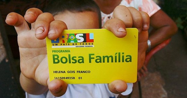 Relator do orÃ§amento confirma corte de R$ 10 bilhÃµes no Bolsa FamÃ­lia