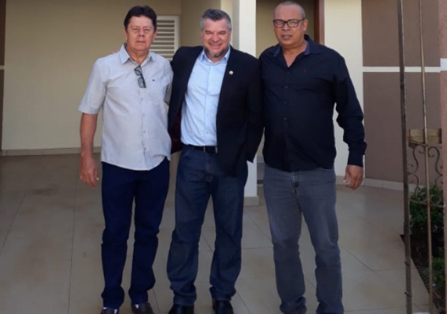 Presidente da Acamdoze pede a deputado Jacovós mais efetivo policial para a região