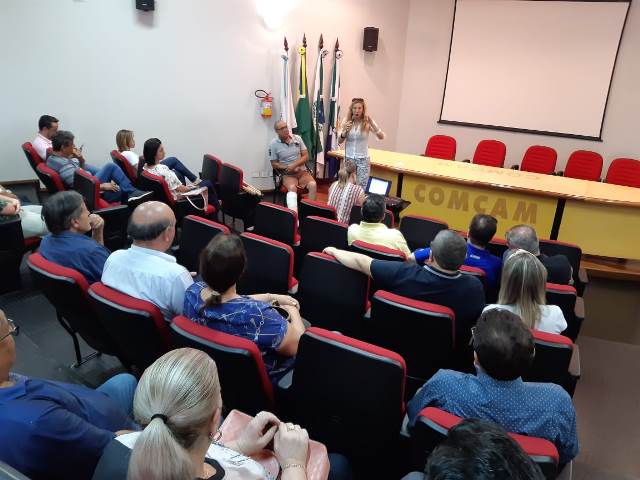 Dia do Vereador: Acamdoze reúne grande número de vereadores para café da manhã