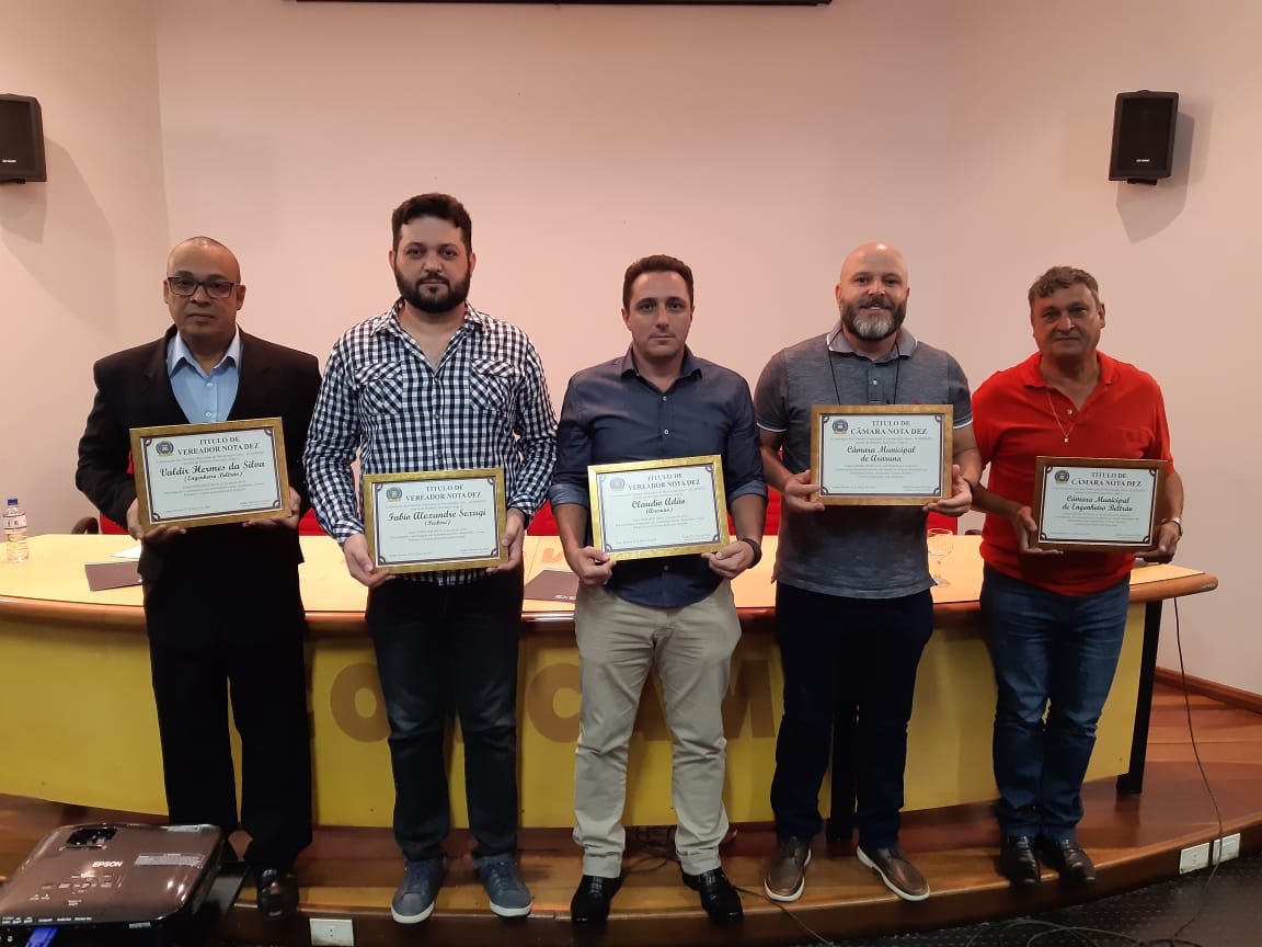 Acamdoze faz entrega de prêmios “Vereador Nota 10” e “Câmara Nota 10”
